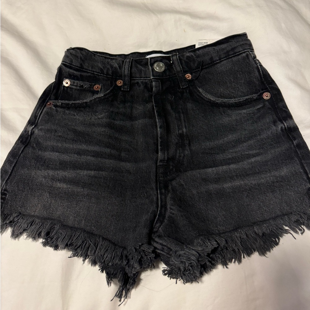 NWT Black High Rise Women’s Zara Shorts Size 0